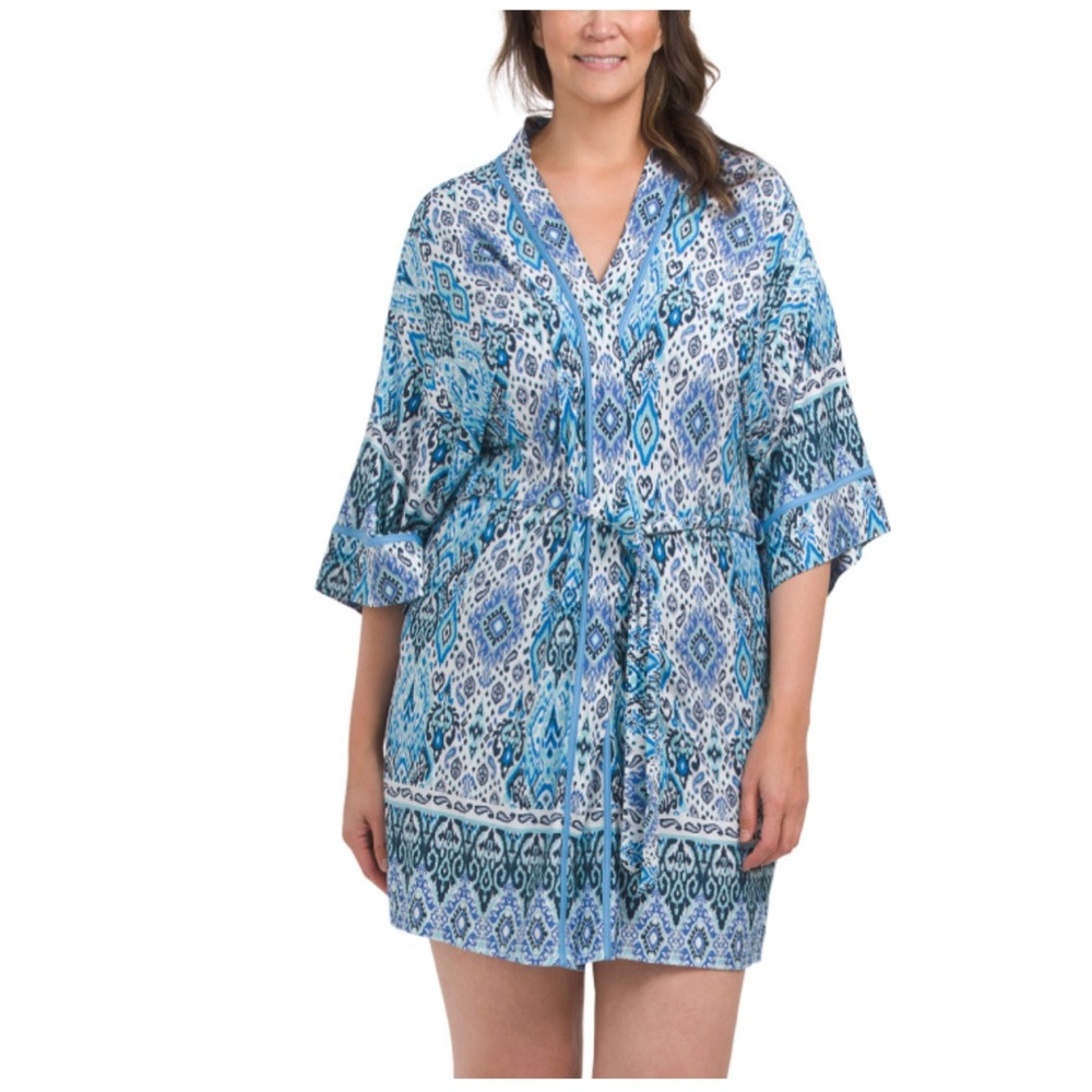 Notorious Geometric Robe